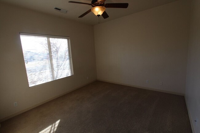 Building Photo - 4 Br, 3 Car Garage - Stone Gate at Seven H...
