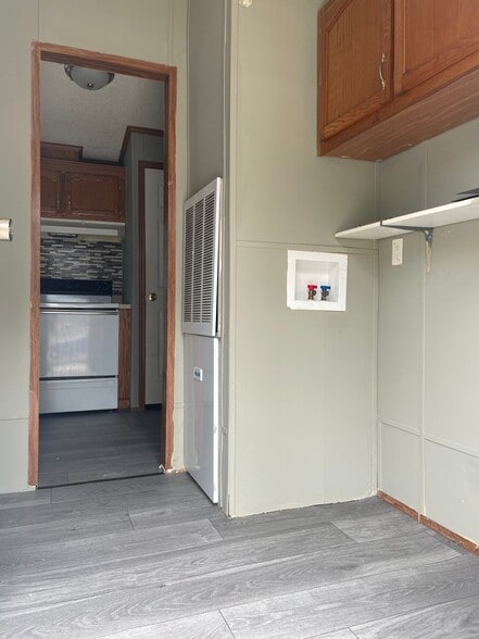 Building Photo - 201 Cumberland Ln