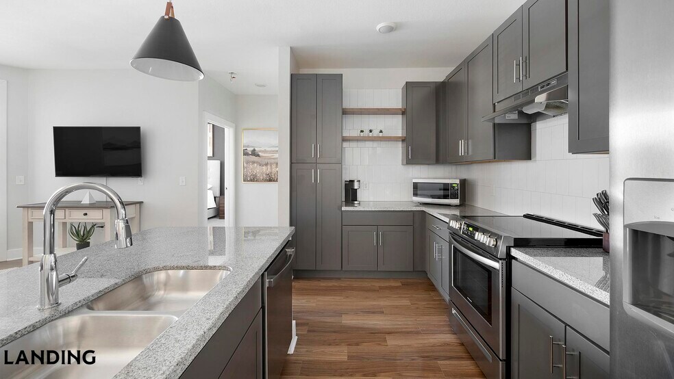 Building Photo - 701 Rahling Rd