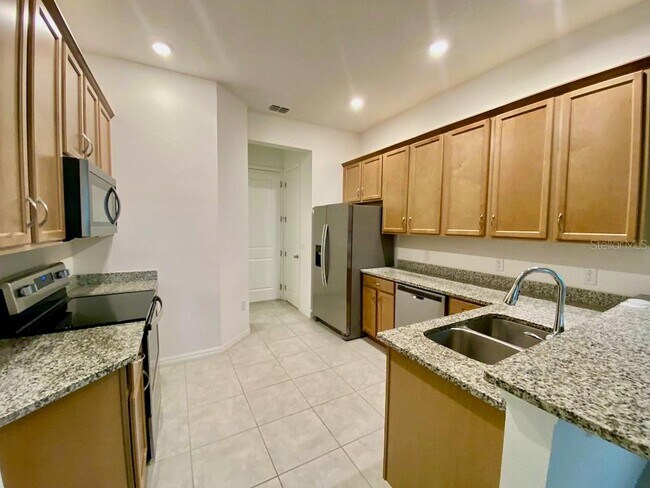 Building Photo - 10271 Austrina Oak Loop