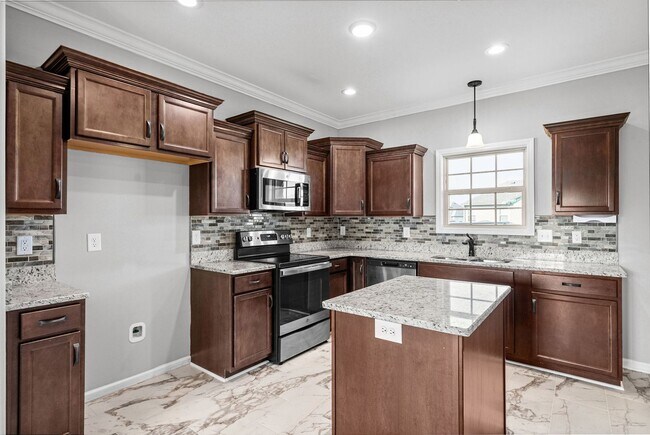 Building Photo - 1378 Dan Brown Dr