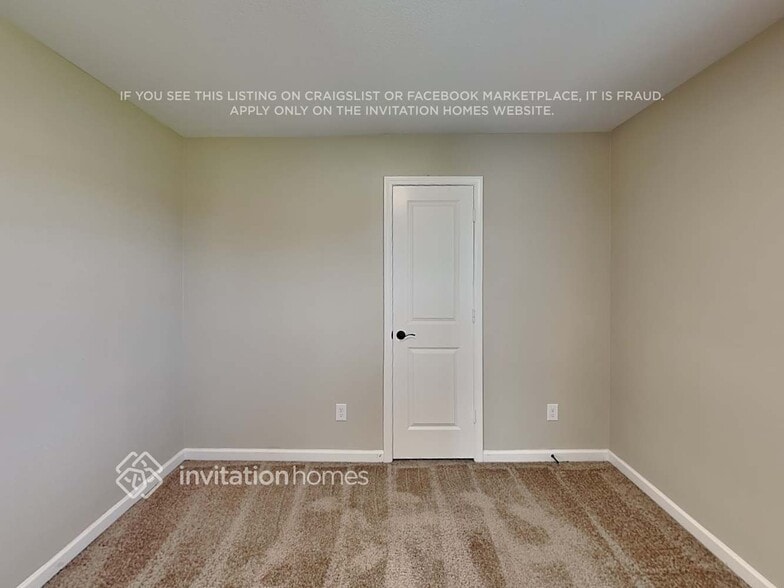 Building Photo - 442 Samara Ct