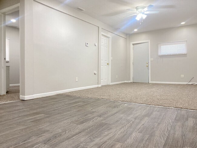 Building Photo - 4420 N 48th St