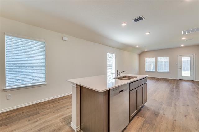 Building Photo - 563 Minnie Ln