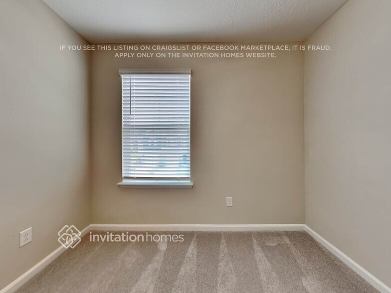 Building Photo - 13267 Shore Grass Dr