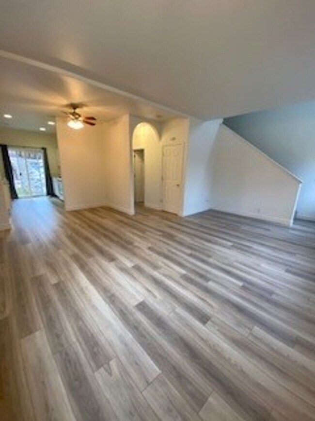 Building Photo - 3569 Mashie Court