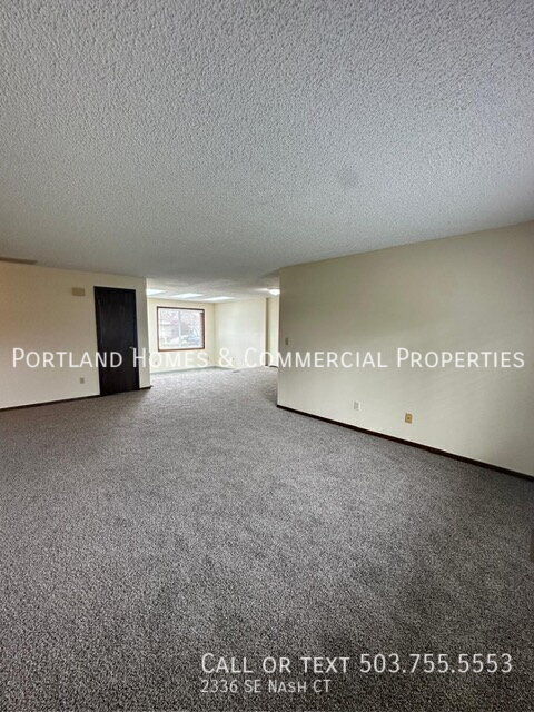 Building Photo - 2336 SE Nash Ct