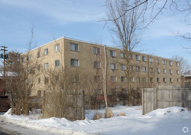 Building Photo - Collegiate Arms Apartments