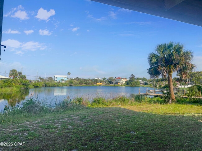 Building Photo - 115 Twin Lakes Dr