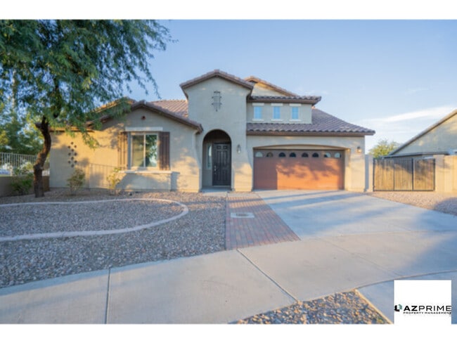 Building Photo - Begin Your Next Chapter in a Stunning 5/3.5 Queen Creek Home Where Comfort Meets Sophistication.