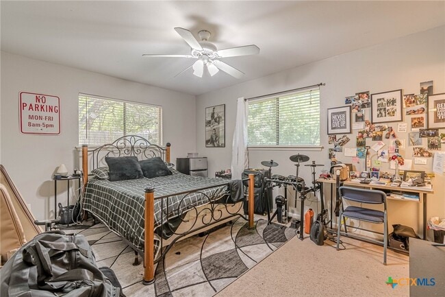 Building Photo - 133 Algarita Rd