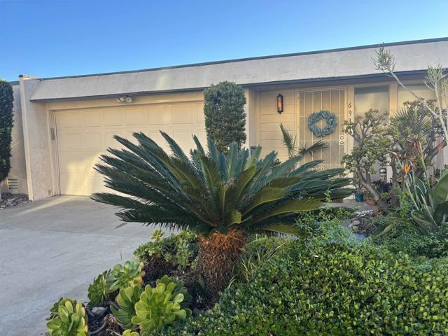 Primary Photo - 6981 Caminito Perico