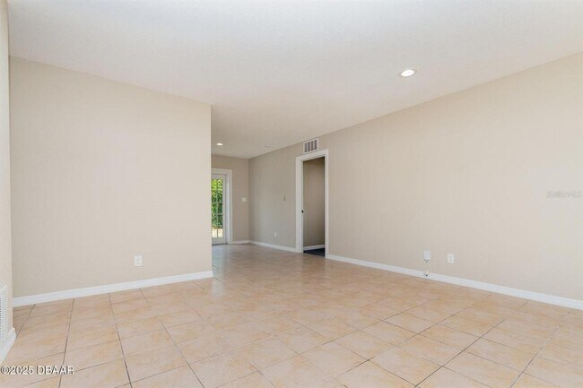 Building Photo - 1808 Green Pl