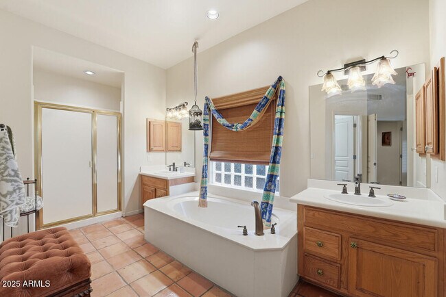 Building Photo - 12202 N 138th St