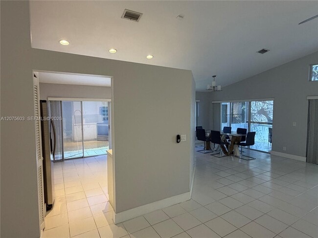 Building Photo - 1646 SW 148th Terrace