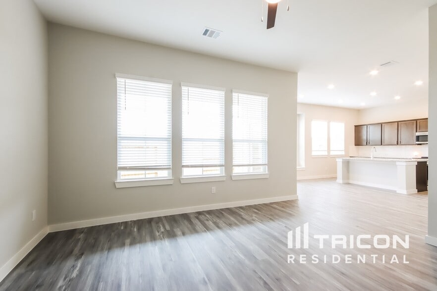 Building Photo - 22821 Terrazzo Dr