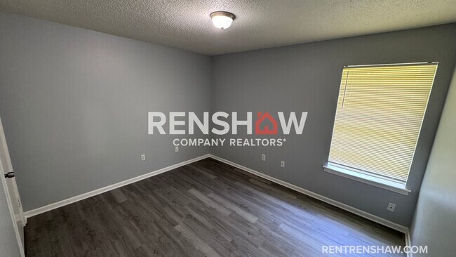 Building Photo - 3272 Sweet Springs Dr