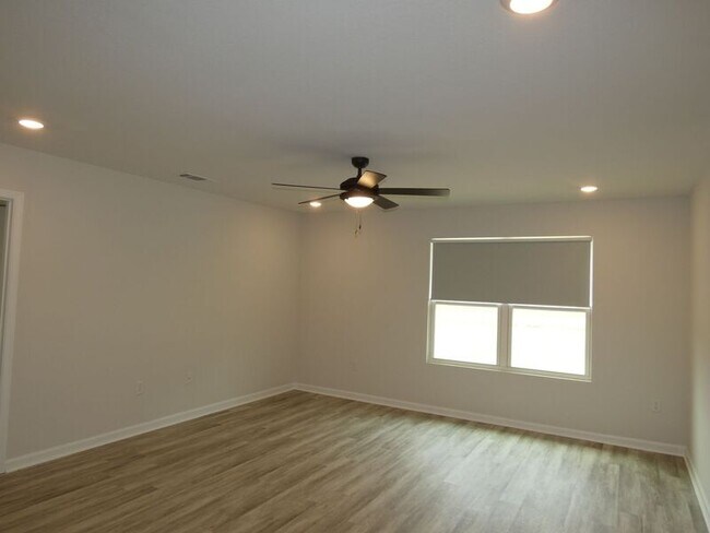 Building Photo - 8617 Tarsus Dr