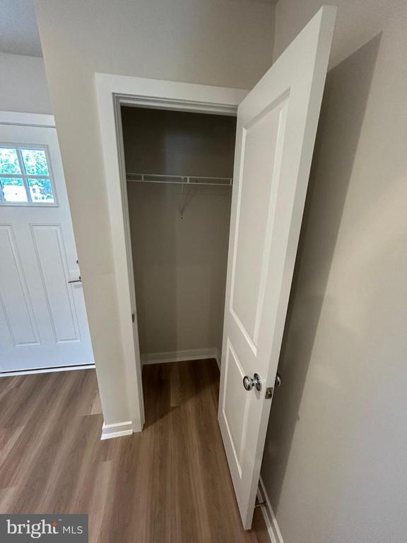 Building Photo - 38 Barnes Wy