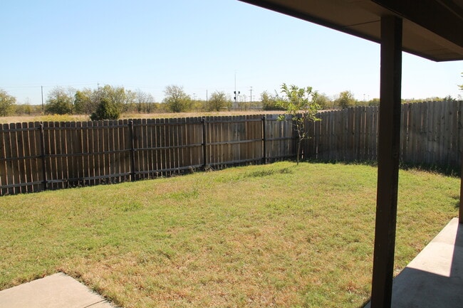 Building Photo - 191 Aster Dr
