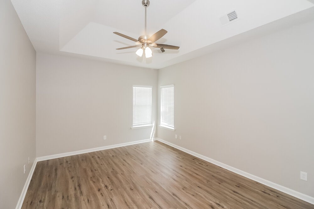 Building Photo - 4580 Covington Pike