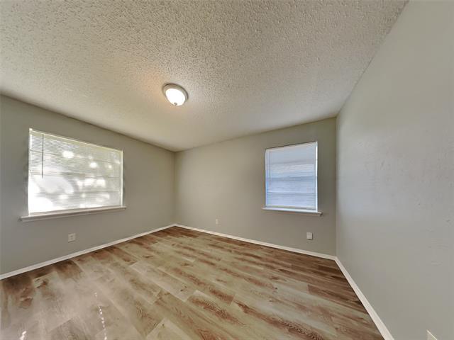 Building Photo - 1525 Gardenside Dr