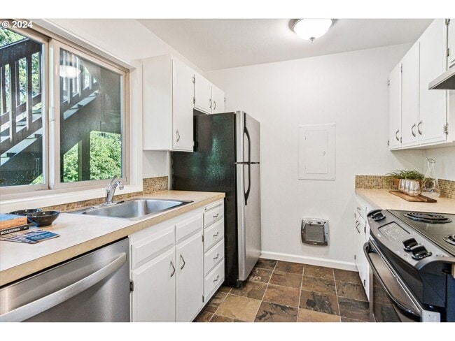 Building Photo - oat8680