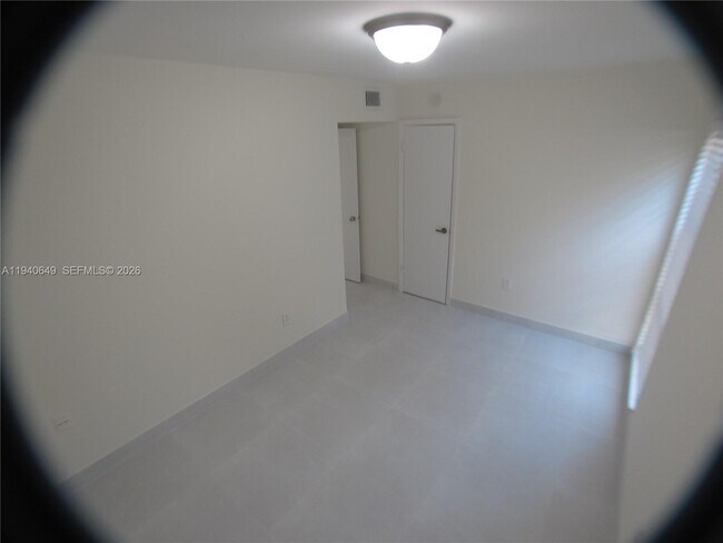 Building Photo - 20 SW 108th Ave