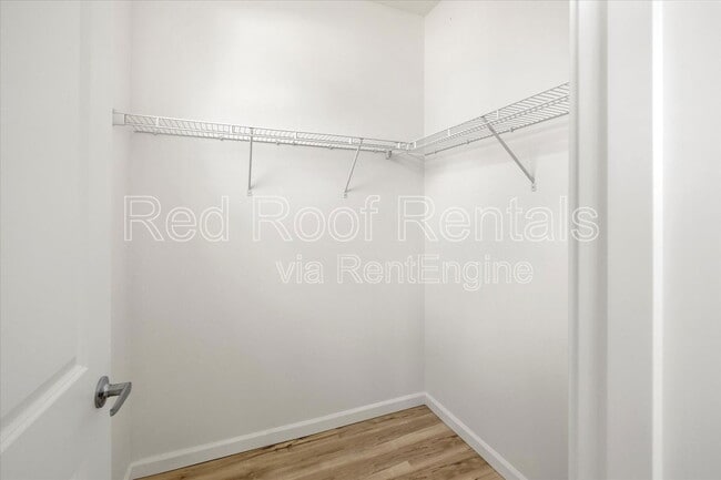 Building Photo - 1438 E 31st St