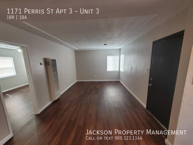 Building Photo - 1171 N Perris St