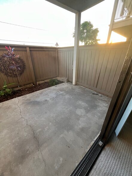 Building Photo - 1161 Packers Cir