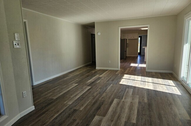 Building Photo - 9733 Cotton Loop