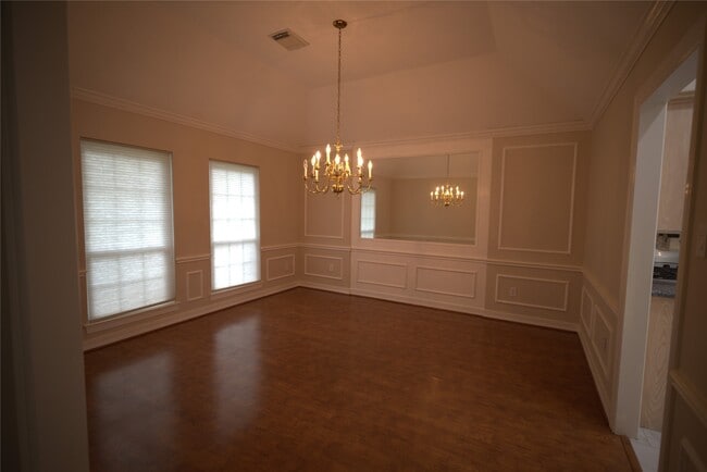 Building Photo - 1839 Lakewinds Dr