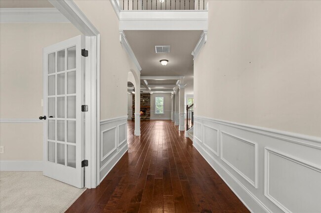 Building Photo - 542 Oconee Cir