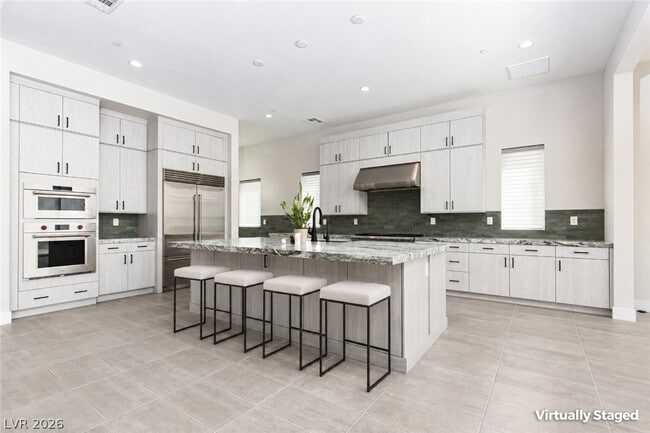 Building Photo - 10797 Canyon Bloom Dr