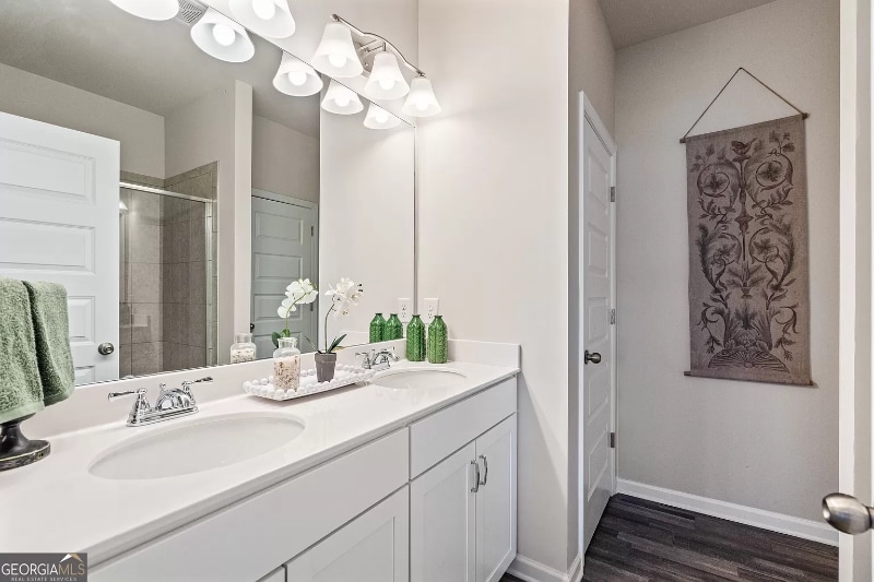 Building Photo - 207 Dupont Dr