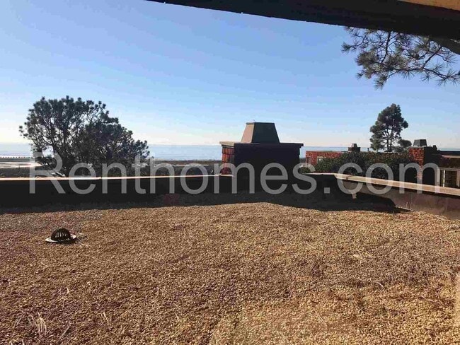 Building Photo - 13075 Caminito del Rocio