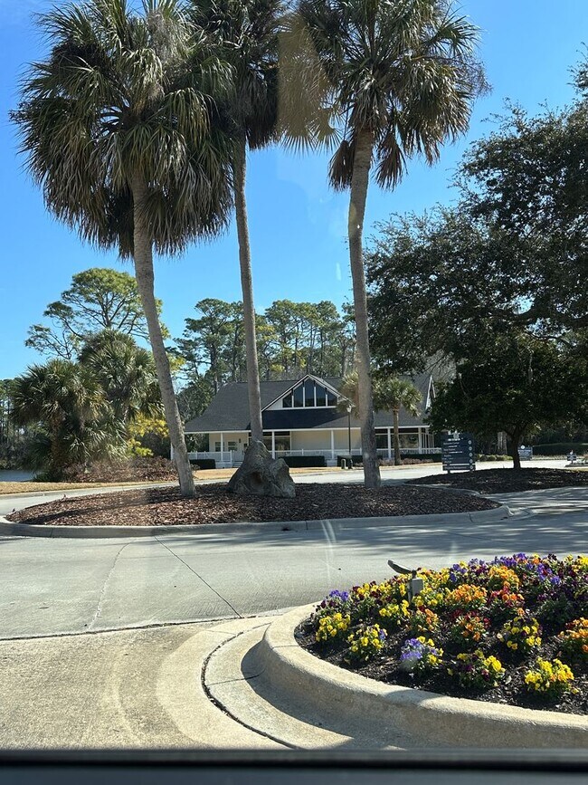Building Photo - 2 Bedroom 2 Bath in Plantation Bay in Ormond Beach