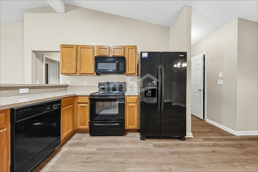 Building Photo - 8612 Tristan Drive