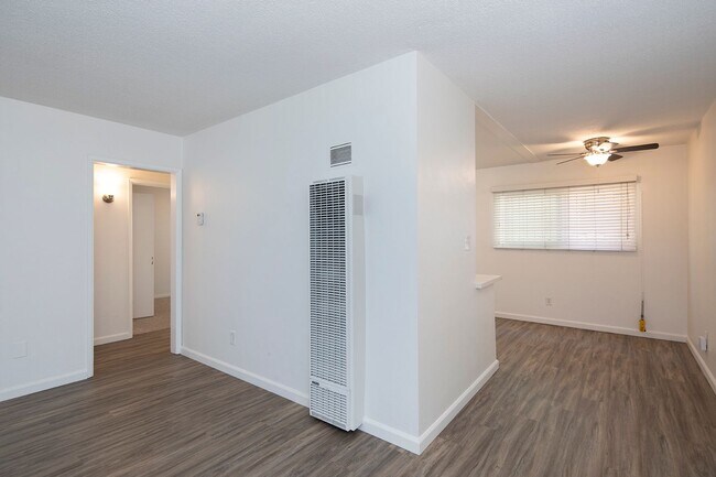 Building Photo - XL Charming 2bd/2ba Apt. in South Park