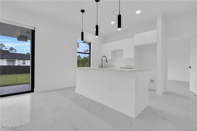 Building Photo - 2711 51st St W