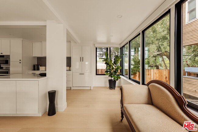 Building Photo - 625 Mildred Ave