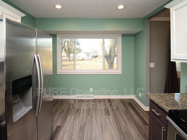 Building Photo - 13951 Jefferson Cir