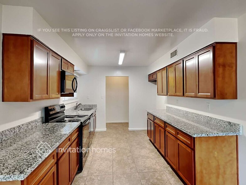 Building Photo - 4409 Chapel Way