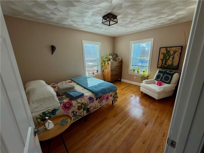 Building Photo - 6 Wilson St