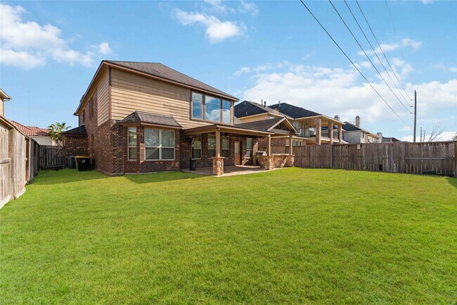 Building Photo - 2814 Palm Harbour Dr