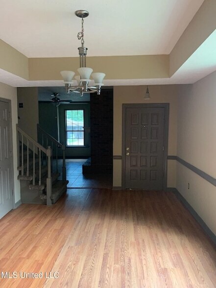 Building Photo - 472 Brendalwood Dr