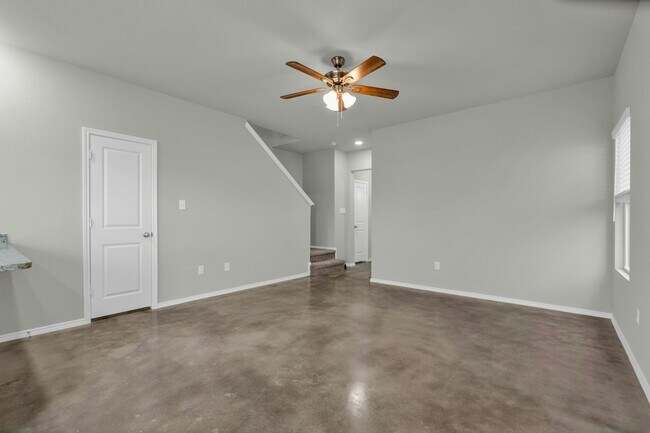 Building Photo - 7239 Converse Ridge Ln