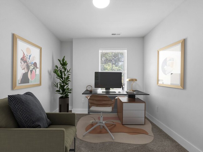Building Photo - 3 Bed, 2.5 Bath - Lucky Penny End Unit