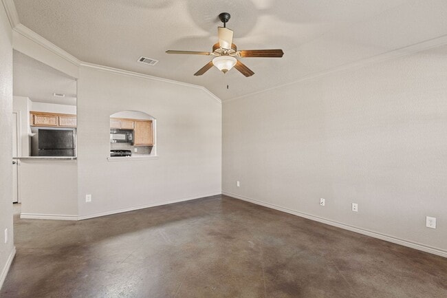 Building Photo - PM1-TEMP609 W Karey Dr